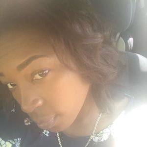 Meet your Posher, Patricia